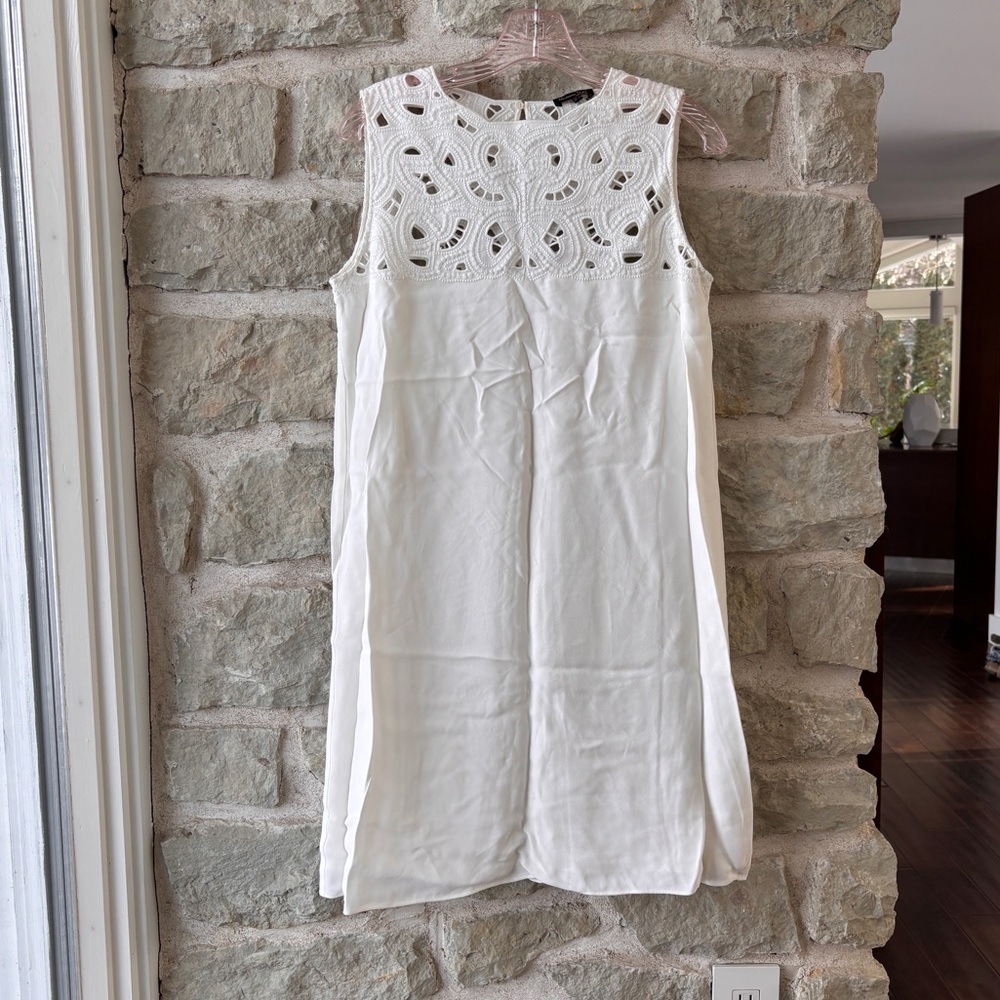 Massimo Dutti Sleeveless Eyelet Detail Shift Dress
